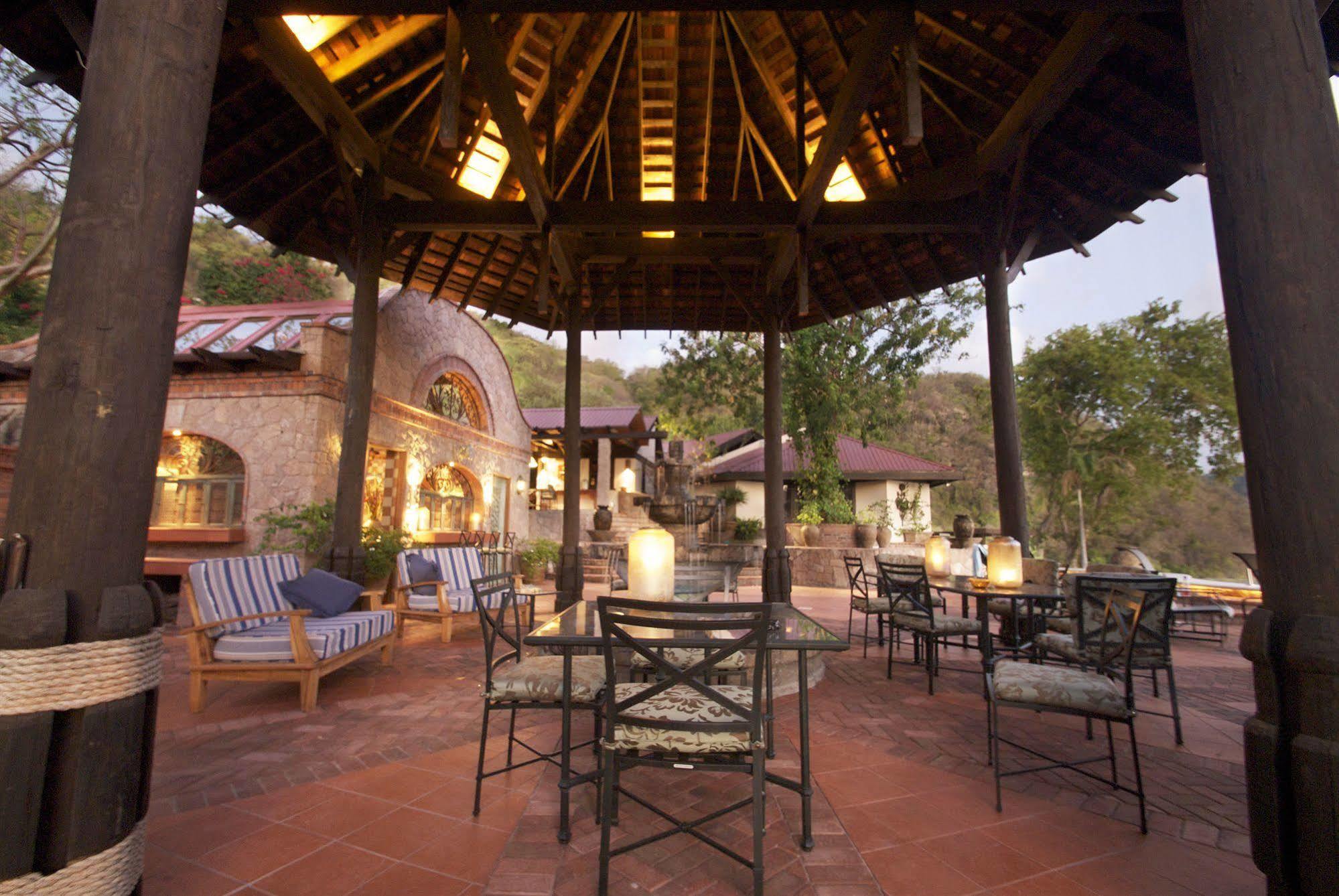 Caille Blanc Villa & Hotel (Adults Only) Mamin Buitenkant foto